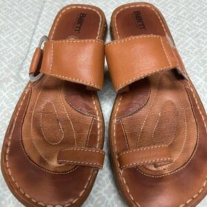 Born Men’s Cognac Leather Slide Sandals with Toe Loop